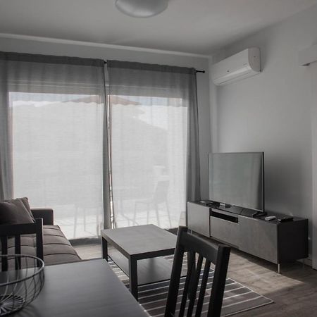 One Bedroom Apartment In Paphos In Good Location Экстерьер фото