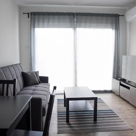 One Bedroom Apartment In Paphos In Good Location Экстерьер фото