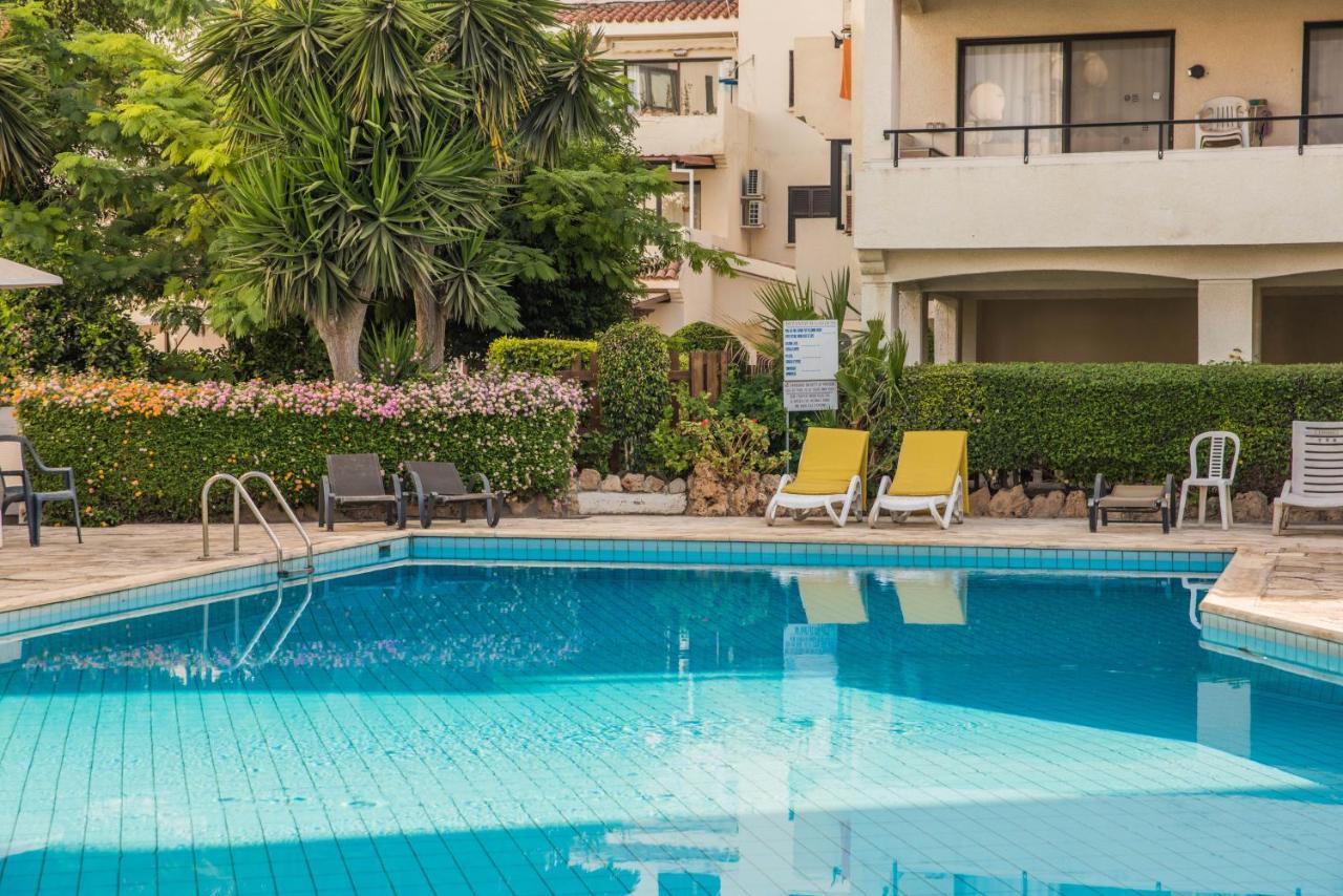 One Bedroom Apartment In Paphos In Good Location Экстерьер фото