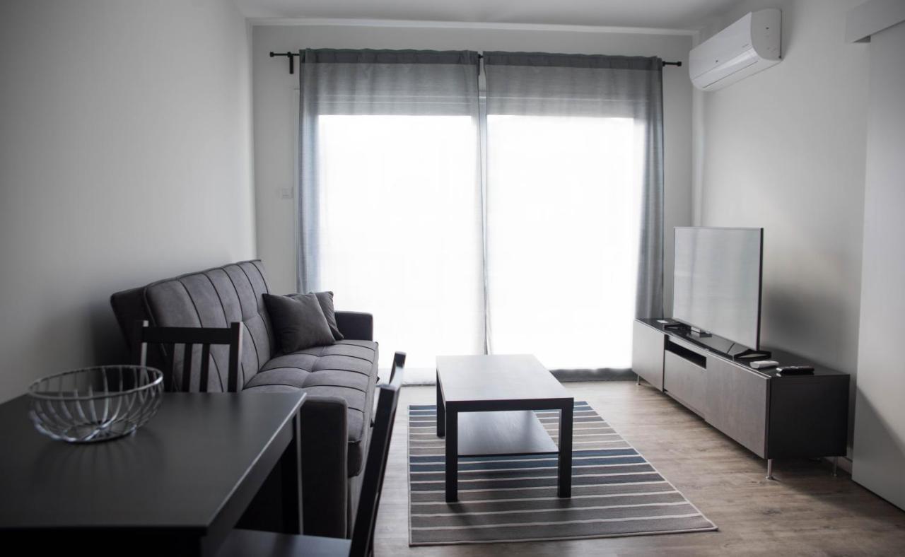 One Bedroom Apartment In Paphos In Good Location Экстерьер фото